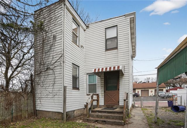 1235 Thelma St, Marshall Shadeland, PA 15212