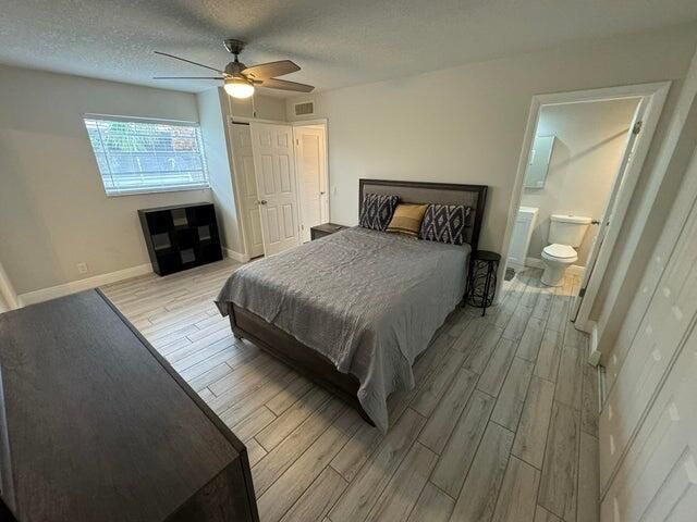 127 FLANDERS C C, Delray Beach, FL 33484