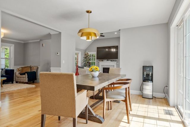 316 Williams Rd, Fitchburg, MA 01420