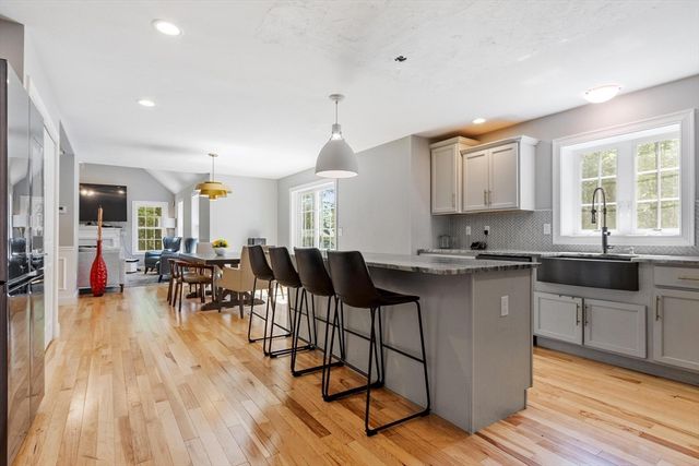 316 Williams Rd, Fitchburg, MA 01420