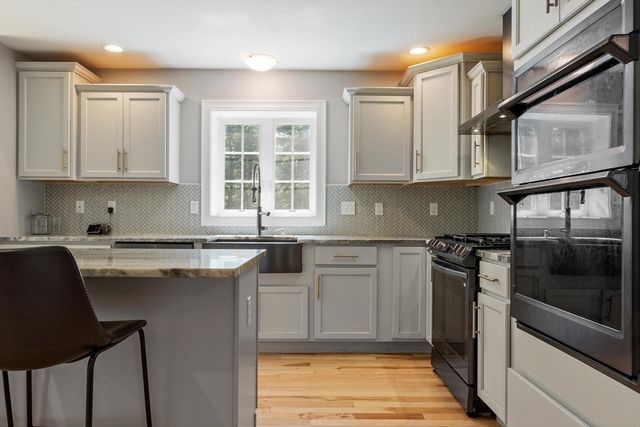 316 Williams Rd, Fitchburg, MA 01420