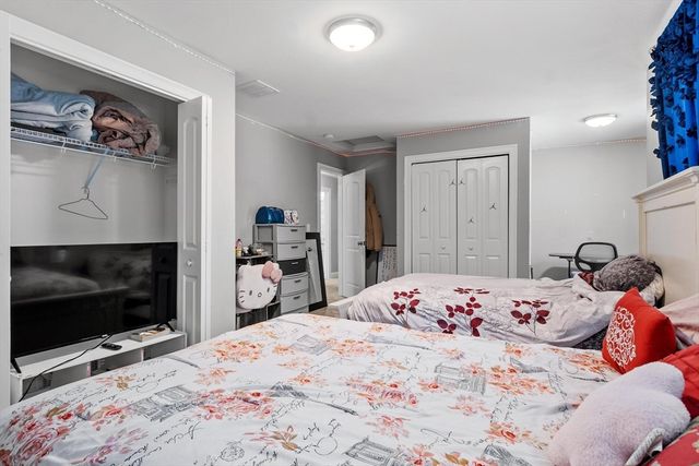 316 Williams Rd, Fitchburg, MA 01420