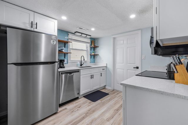 909 Perrin Dr., North Myrtle Beach, SC 29582