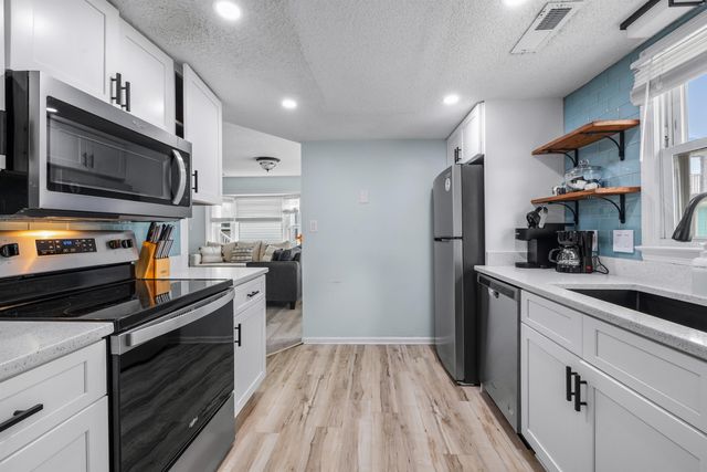 909 Perrin Dr., North Myrtle Beach, SC 29582