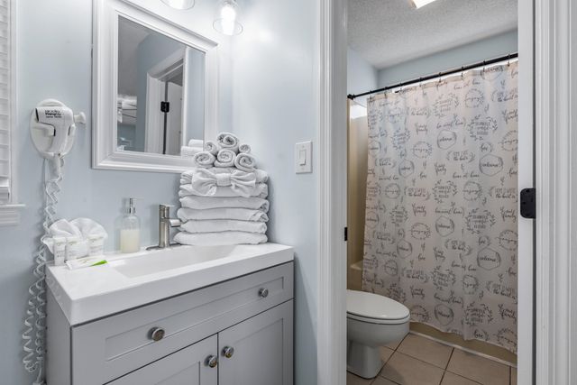 909 Perrin Dr., North Myrtle Beach, SC 29582