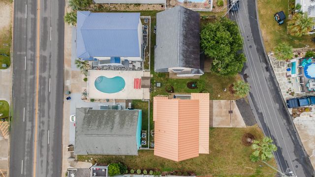 909 Perrin Dr., North Myrtle Beach, SC 29582