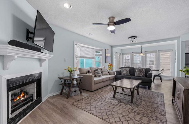 909 Perrin Dr., North Myrtle Beach, SC 29582