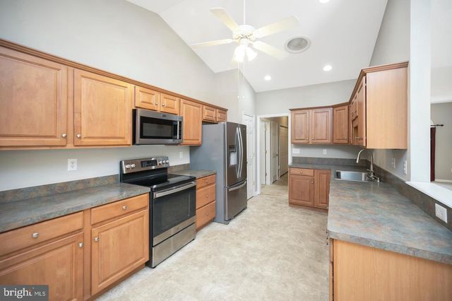 209 SAND TRAP LN, Locust Grove, VA 22508
