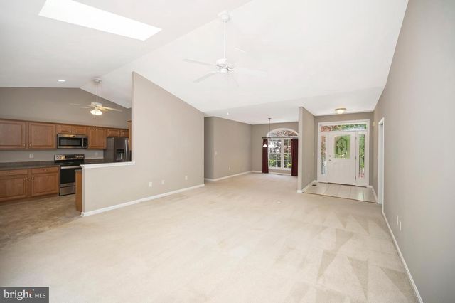 209 SAND TRAP LN, Locust Grove, VA 22508
