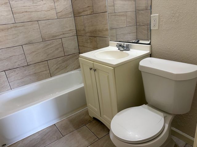 8734 Josie Street, Houston, TX 77029