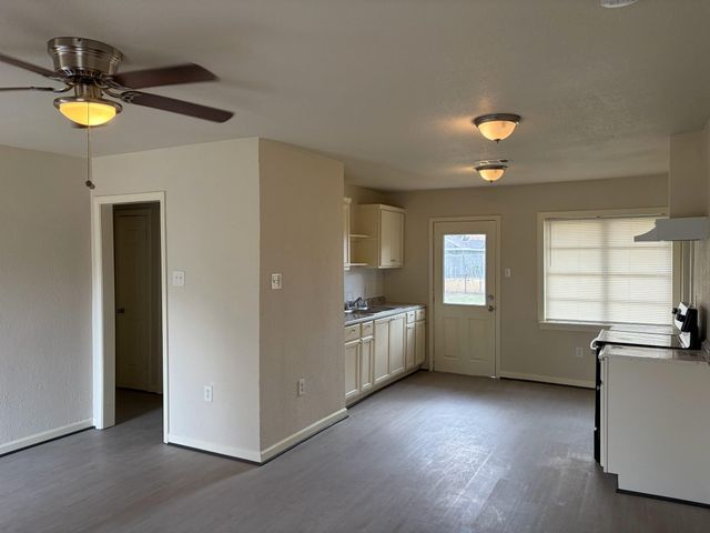 8734 Josie Street, Houston, TX 77029