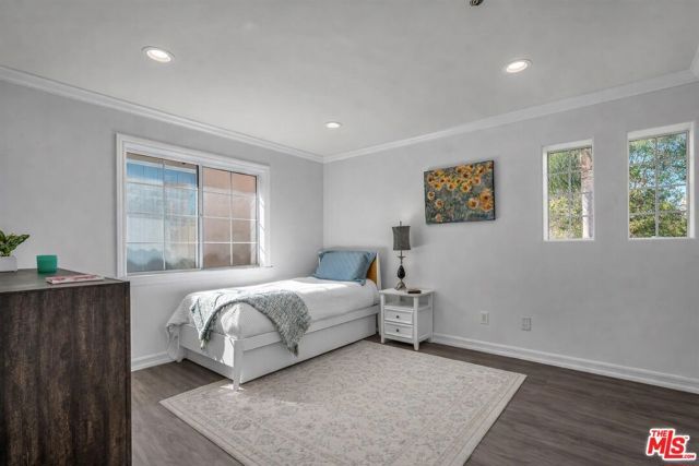 10824 Westminster Avenue, Los Angeles, CA 90034