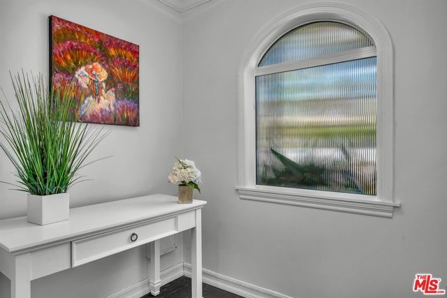 10824 Westminster Avenue, Los Angeles, CA 90034