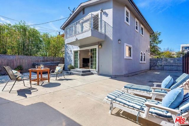 10824 Westminster Avenue, Los Angeles, CA 90034
