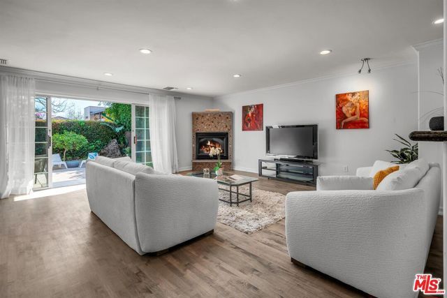 10824 Westminster Avenue, Los Angeles, CA 90034