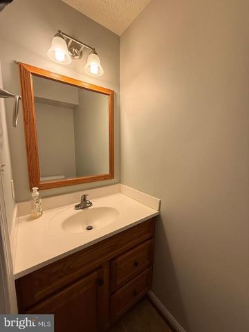 4001 BITTERN CT, Waldorf, MD 20603