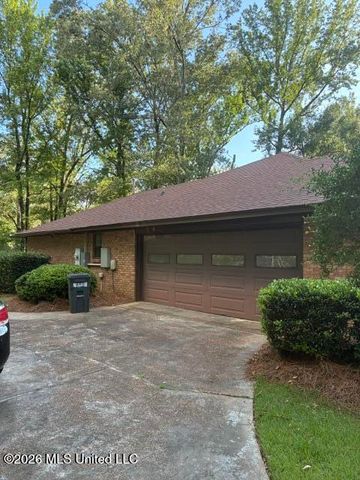 603 Trailwood Drive, Clinton, MS 39056
