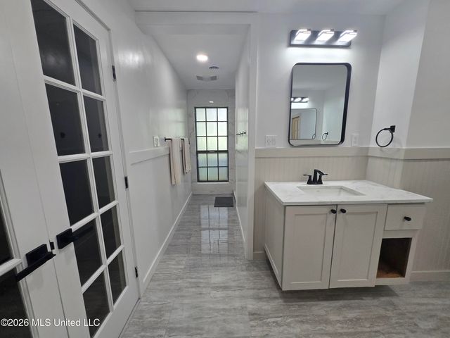 603 Trailwood Drive, Clinton, MS 39056