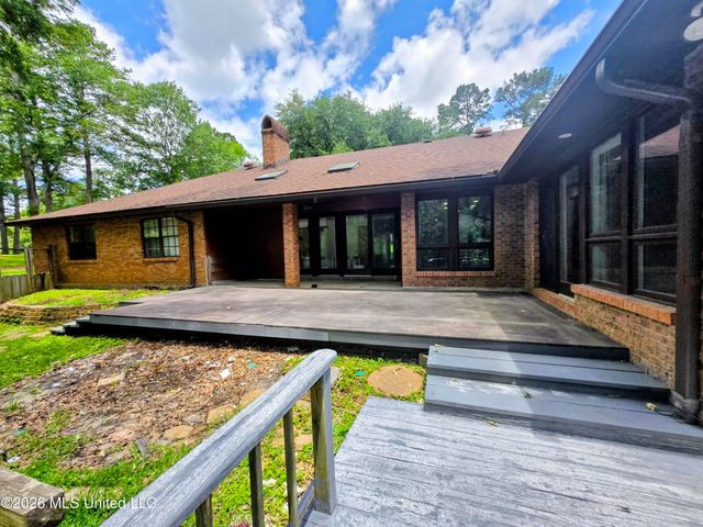603 Trailwood Drive, Clinton, MS 39056