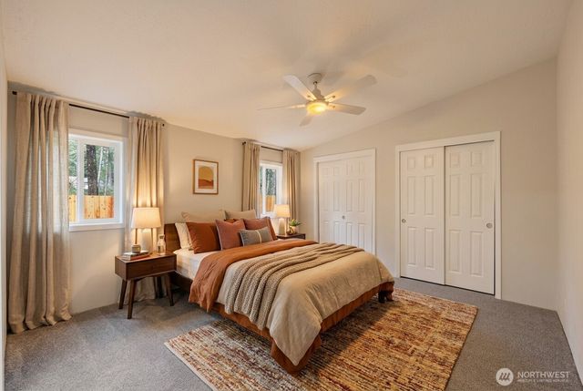 160 E Barnsby Place, Shelton, WA 98584