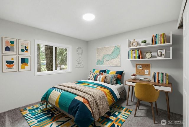 160 E Barnsby Place, Shelton, WA 98584