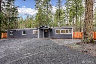 160 E Barnsby Place, Shelton, WA 98584