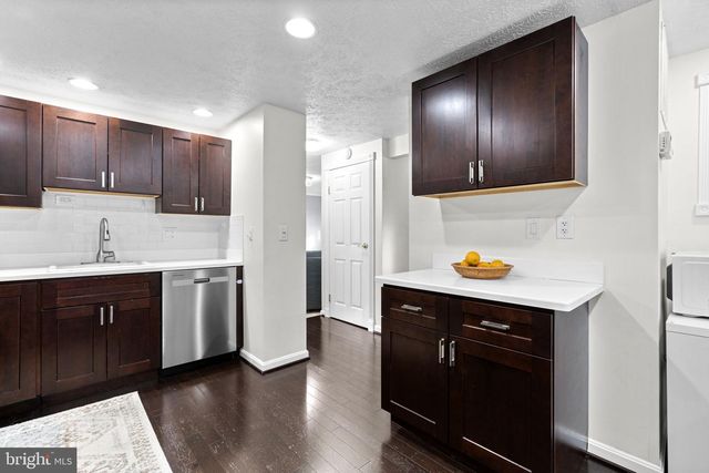 8614 SAXON CIR, Nottingham, MD 21236