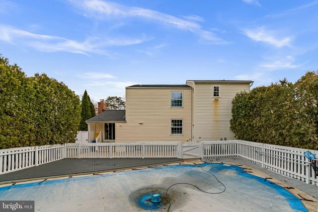 8614 SAXON CIR, Nottingham, MD 21236