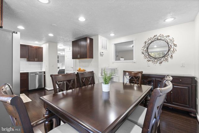 8614 SAXON CIR, Nottingham, MD 21236