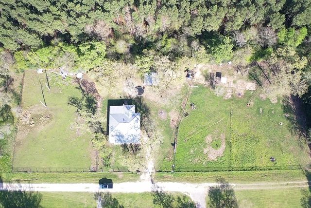 4056 Pecan Lane, Madisonville, TX 77864