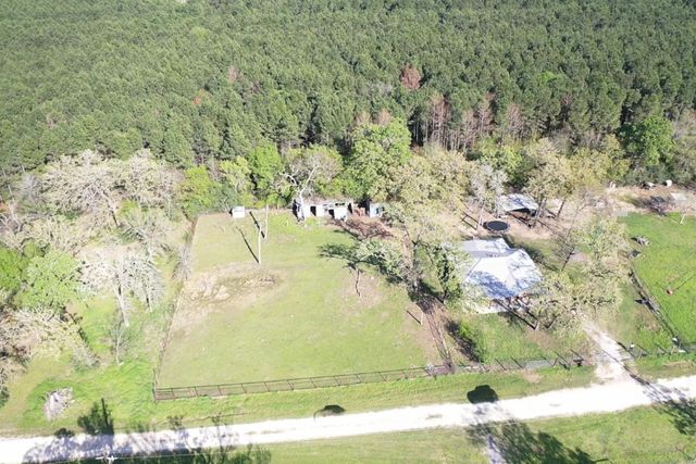 4056 Pecan Lane, Madisonville, TX 77864