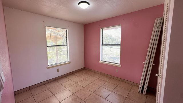 4056 Pecan Lane, Madisonville, TX 77864