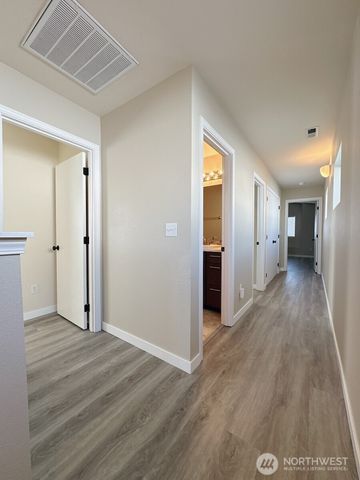 4345 McKinley Street NE, Lacey, WA 98516