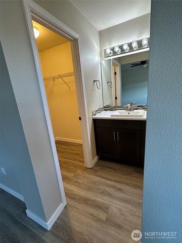 4345 McKinley Street NE, Lacey, WA 98516