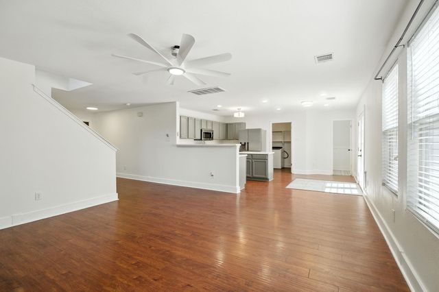 801 Brandi CIR, Kyle, TX 78640