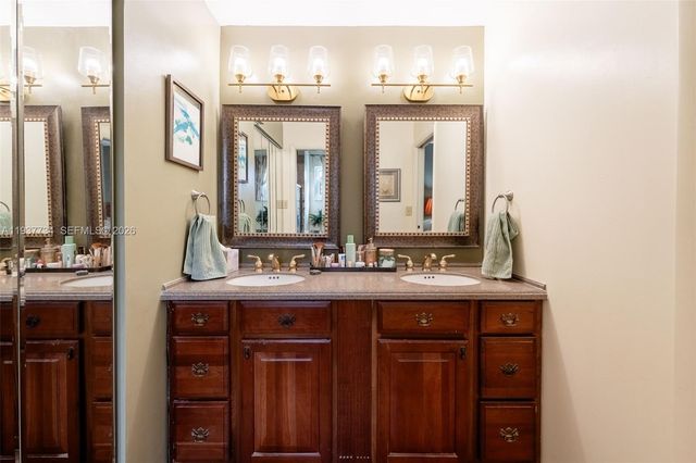 4559 Springview Cir, La Belle, FL 33935