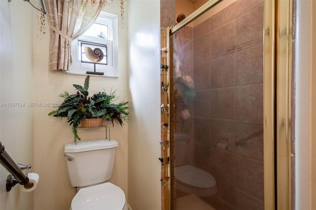 4559 Springview Cir, La Belle, FL 33935