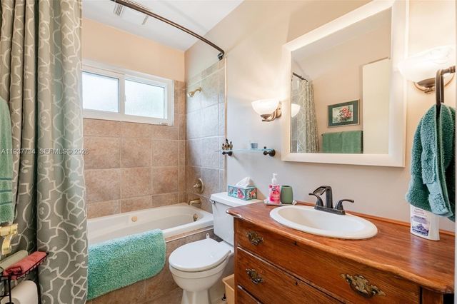 4559 Springview Cir, La Belle, FL 33935