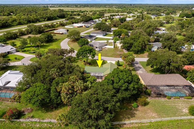 4559 Springview Cir, La Belle, FL 33935