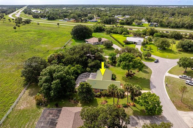 4559 Springview Cir, La Belle, FL 33935