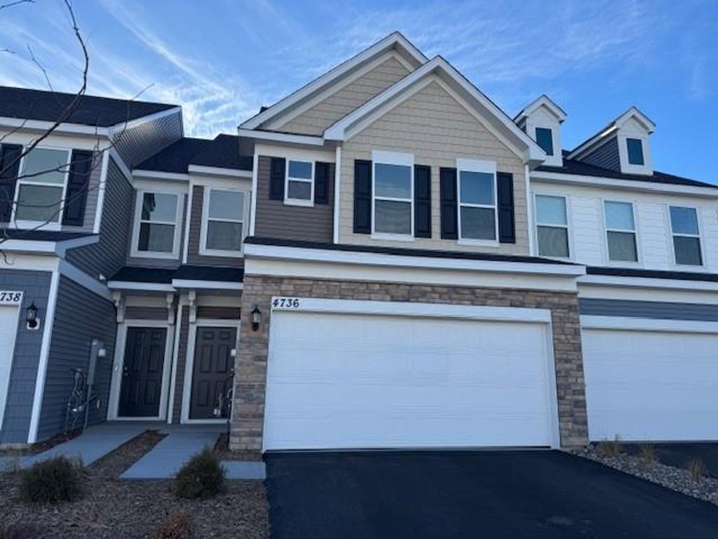 4736 AirLake Curve, Woodbury, MN 55129