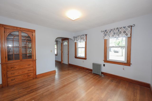 78 Candia Road, Manchester, NH 03109