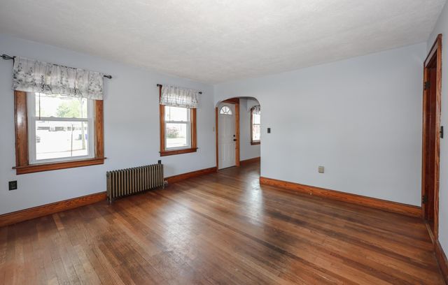 78 Candia Road, Manchester, NH 03109