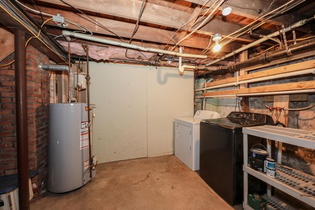 78 Candia Road, Manchester, NH 03109
