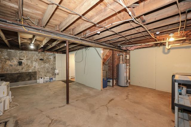 78 Candia Road, Manchester, NH 03109