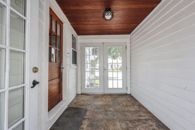 78 Candia Road, Manchester, NH 03109