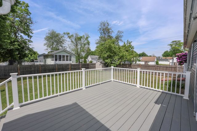 78 Candia Road, Manchester, NH 03109