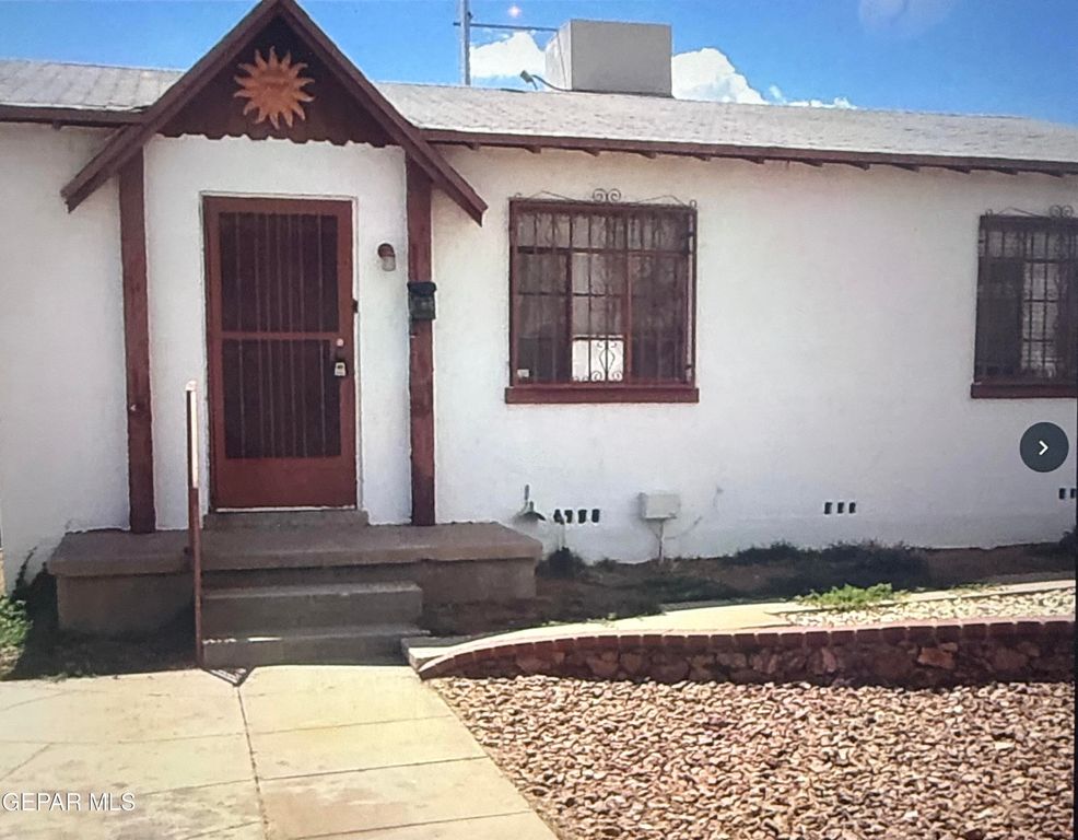 1303 Howze St Street, El Paso, TX 79903