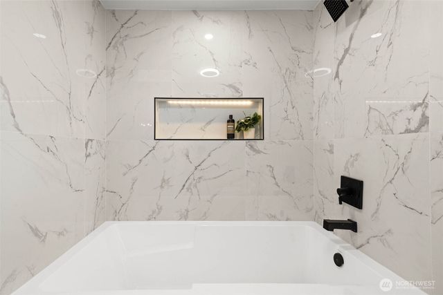 6101 Agnes Road NE, Tacoma, WA 98422