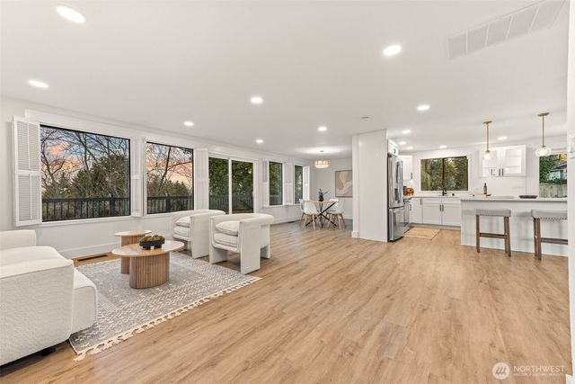 6101 Agnes Road NE, Tacoma, WA 98422